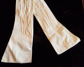 Womens Vintage Gloves- White Leather Size Small