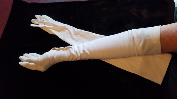 Womens Very Formal Gloves-21.5" long, Size Small - image 1