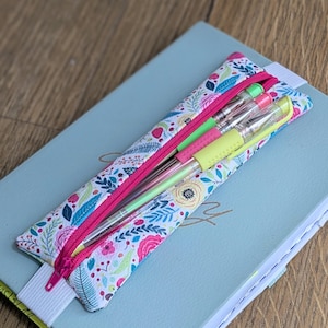 Elastic Notebook Pencil Case | Pen Holder for Journal | Refillable Book Band Pen Loop | Stationery Gift  | Back to school supplies | Student
