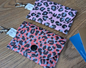 Faux Leather Card Wallet with Lobster Claw Clip – Gift Card Wallet. Slim Card Holder, Keychain Wallet. Travel Card Holder. Gift for teen