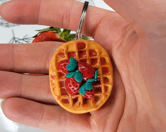 Strawberry waffle keyring, sweet waffle keychain, polymer clay, handmade keyring, food keychain, mini, food gift, waffle charm, maple syrup