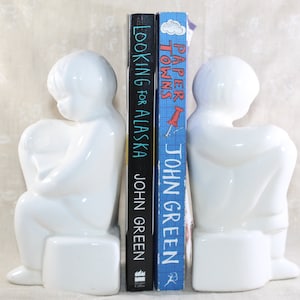 White ceramic bookends, set of vintage bookends | Retro bookends, reading book support | Classic bookcase decoration.