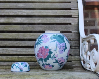Tarro grande de jengibre pintado a mano, porcelana blanca con decoración floral | Olla china con tapa, artesanía original de China.