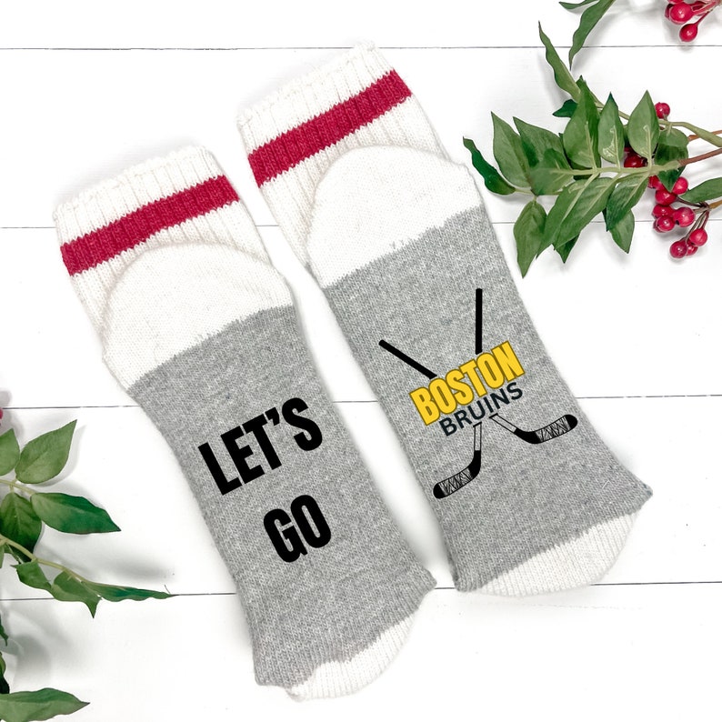 Let's Go Boston Bruins-Gift For A Hockey lover-Hockey Watching Socks-Gift For Dad-Boston Bruins Socks-Boston Bruins Fan Gift-Hockey Fan afbeelding 2