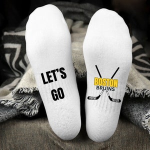 Let's Go Boston Bruins-Gift For A Hockey lover-Hockey Watching Socks-Gift For Dad-Boston Bruins Socks-Boston Bruins Fan Gift-Hockey Fan afbeelding 3