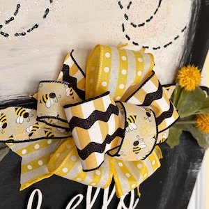 Bee Door Hanger - Bee Sign - Summer Porch Decor - Front Porch - Summer Door Hanger - Farmhouse Sign  - Rustic Home - Rustic - Home Decor