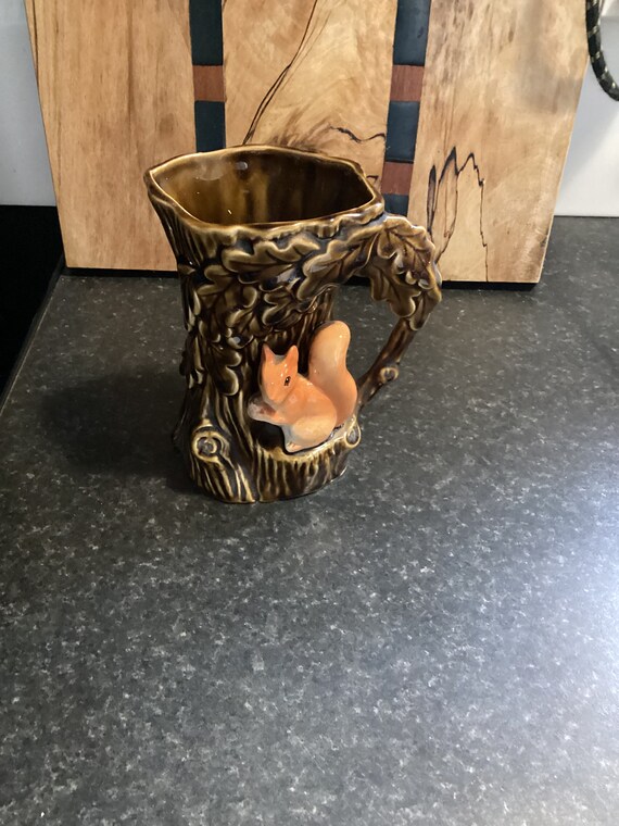 イギリス アンティーク シルバックSYLVAC リス小物入れ