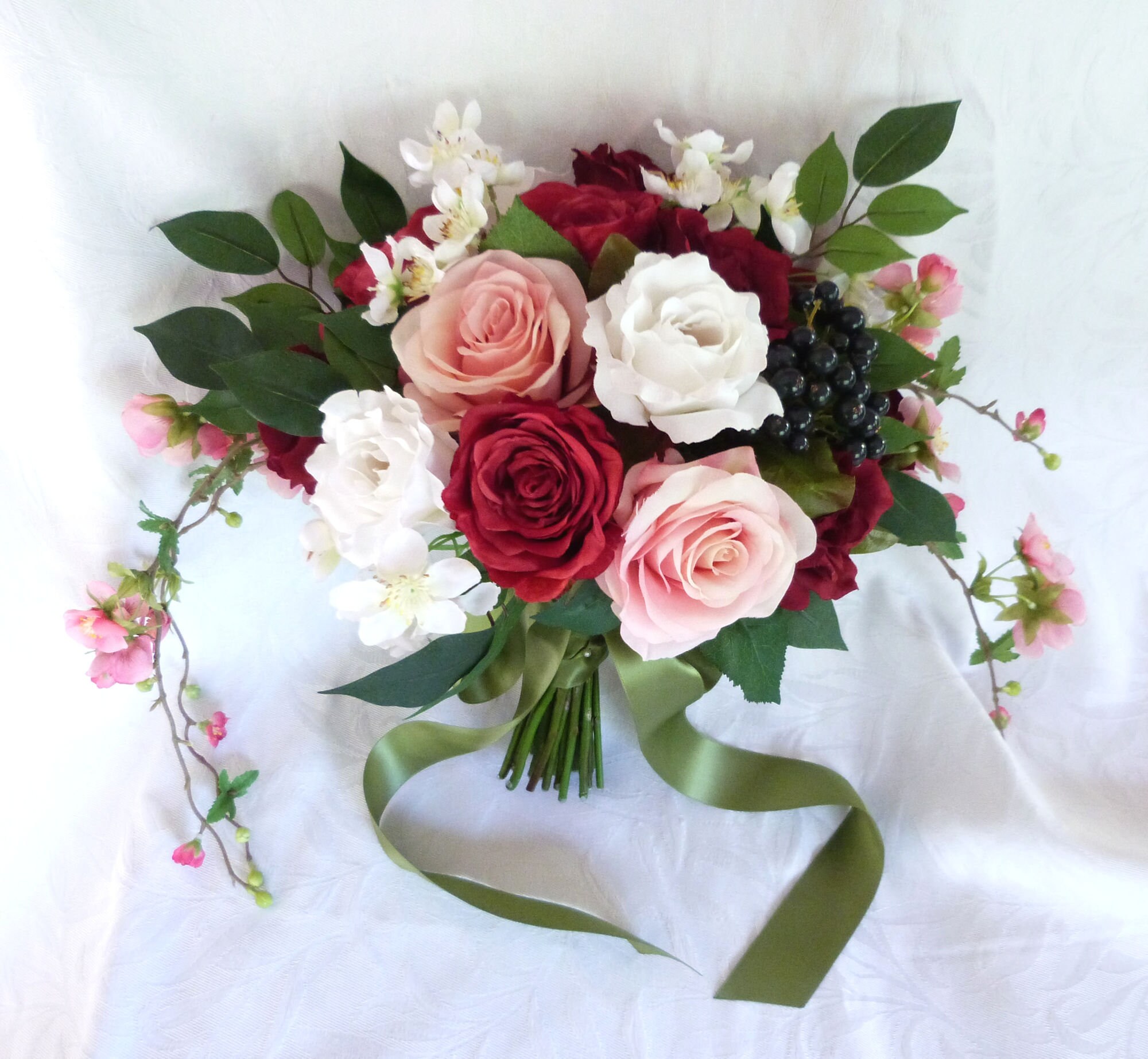 burgundy and white rose bouquet