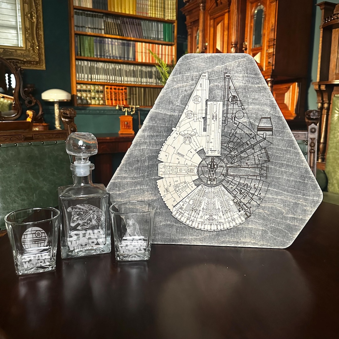 Millennium Falcon Whiskey Decanter Birthday Gift Christmas Whiskey