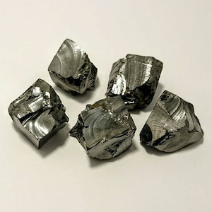 5x Elite Noble Shungite stones, over 150 grams in total, 30-35g each, water purification and mineralization, carbon 98%, fullerenes