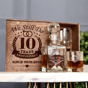 10 Years Anniversary Gift, Whiskey Decanter Set, Custom Glasses, Personalized Wood Box, Tin Anniversary, 10 Years Together Gift, For Him