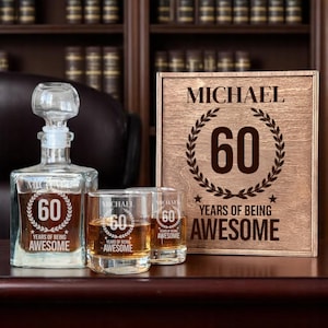 Regalo de 60 cumpleaños, decantador de whisky, brindis por los 60 años, copas grabadas personalizadas, regalo de 60 cumpleaños para él, caja de regalo de 60 cumpleaños