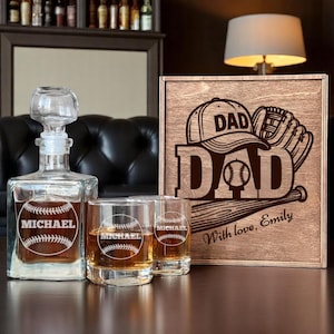 Baseball Gift for Dad, Whiskey Decanter Set, Custom Baseball Gift, Etched Whiskey Glass, Baseball Fan Gifts, Personalized  Fathers Day Gift