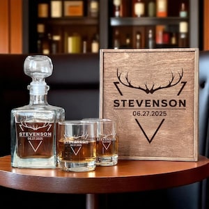 Groomsmen Proposal Gift Box – Engraved Whiskey Decanter Set with Glasses – Custom Best Man Thank You Gift – Wedding Party Favor