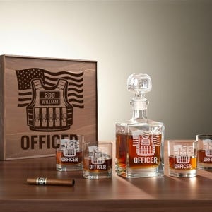 Law Enforcement Christmas Gift – Thin Blue Line Whiskey Decanter Set with Engraved Glasses in Wooden Box, Gift for Men