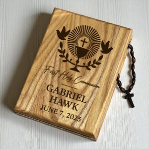 First Holy Communion Rosary Box Personalized Gift for Godchild Engraved Wooden Jewelry Holder Christian Catholic Keepsake