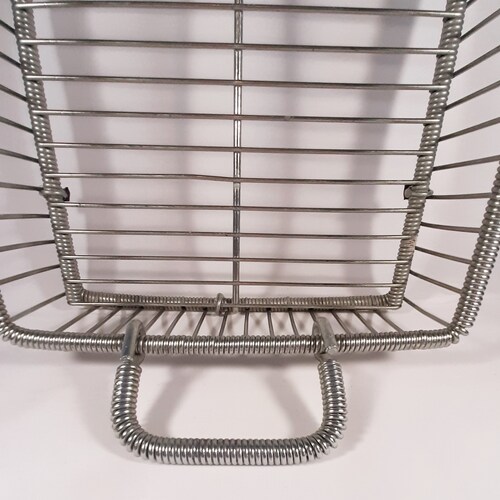 Metal Basket. Vintage table centerpiece, fruit basket. Vintage Office decor, Collectible metal shops basket. Heavy basket. Vintage home decor!