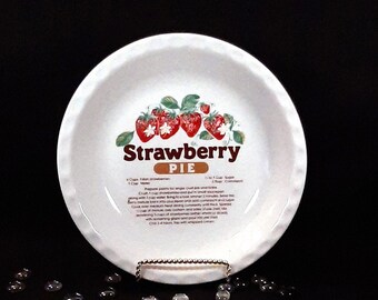 Strawberry Pie Recipe Pan. Vintage collector's Pie pan with strawberry pie recipe. Collectible ceramic recipe plate. Vintage kitchenware!