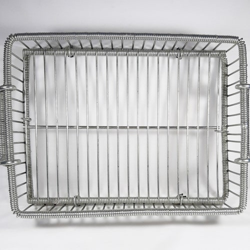 Metal Basket. Vintage table centerpiece, fruit basket. Vintage Office decor, Collectible metal shops basket. Heavy basket. Vintage home decor!