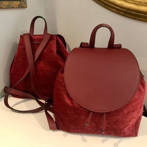 Sac à dos en cuir bordeaux - Petit sac à dos fait main - Sac bohème en velours et cuir - Sac à dos de voyage élégant pour femme