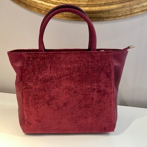 Handgefertigte weinrote Einkaufstasche aus Samt und Leder | Schultertasche | Handtasche für jeden Tag | Elegant und Geräumig | Geschenk für Sie | Muttertags Geschenk