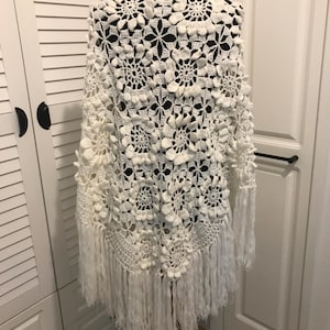 Handmade White Crochet Wedding Shawl | Lightweight Lace Bridal Wrap with Fringe | Boho Evening Cover Up | Bride & Bridesmaid Gift
