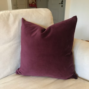Lila weiches Samtkissen - Elegantes Wohnzimmeraccessoire, Dekokissen, Luxuskissen, Couch, Sofa Samtkissenbezug