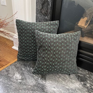 Green Velvet Pillow Cover 13x13 – Reversible Decorative Throw Pillow – Geometric Luxury Cushion for Sofa, Bed or Office Décor