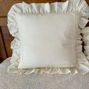 Ecru Turkish Linen Pillow Cover with Handmade Lace & Double Ruffles – Shabby Chic Throw Pillow | Farmhouse Cushion | Handmade Decor