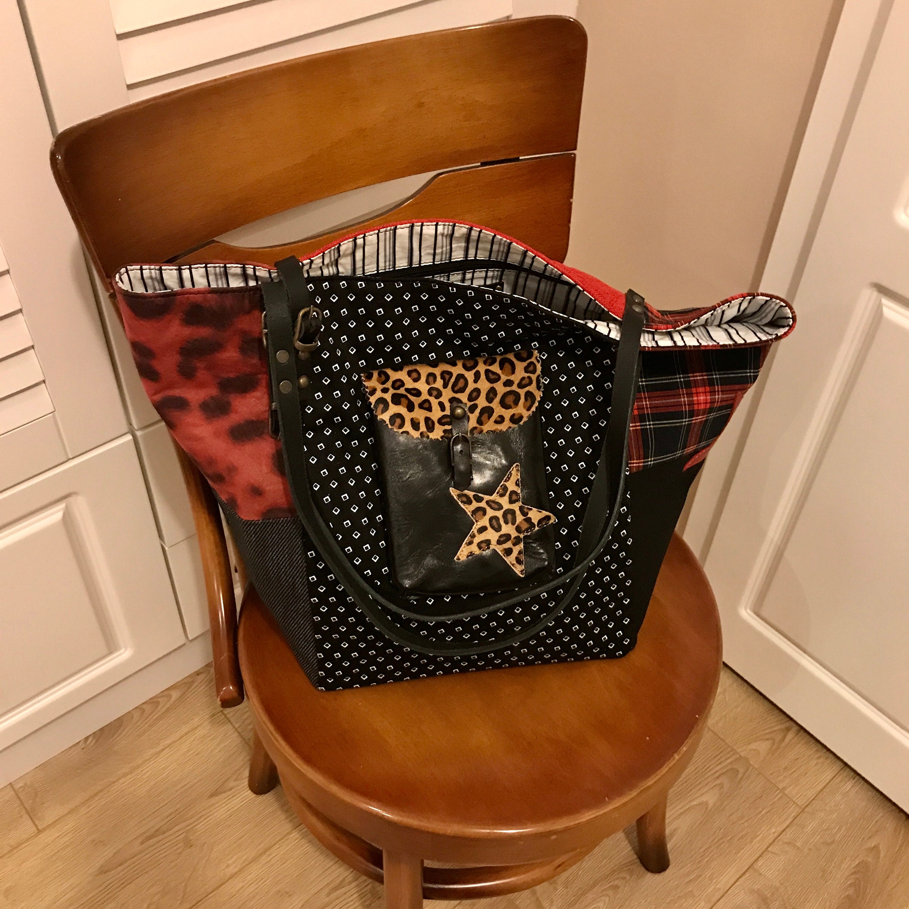 LEATHER PORCH W/PRINTEDトート ANIMAL PRINT LEATHER MINI TOTE BAG - Multi-color | ZARA Canada
