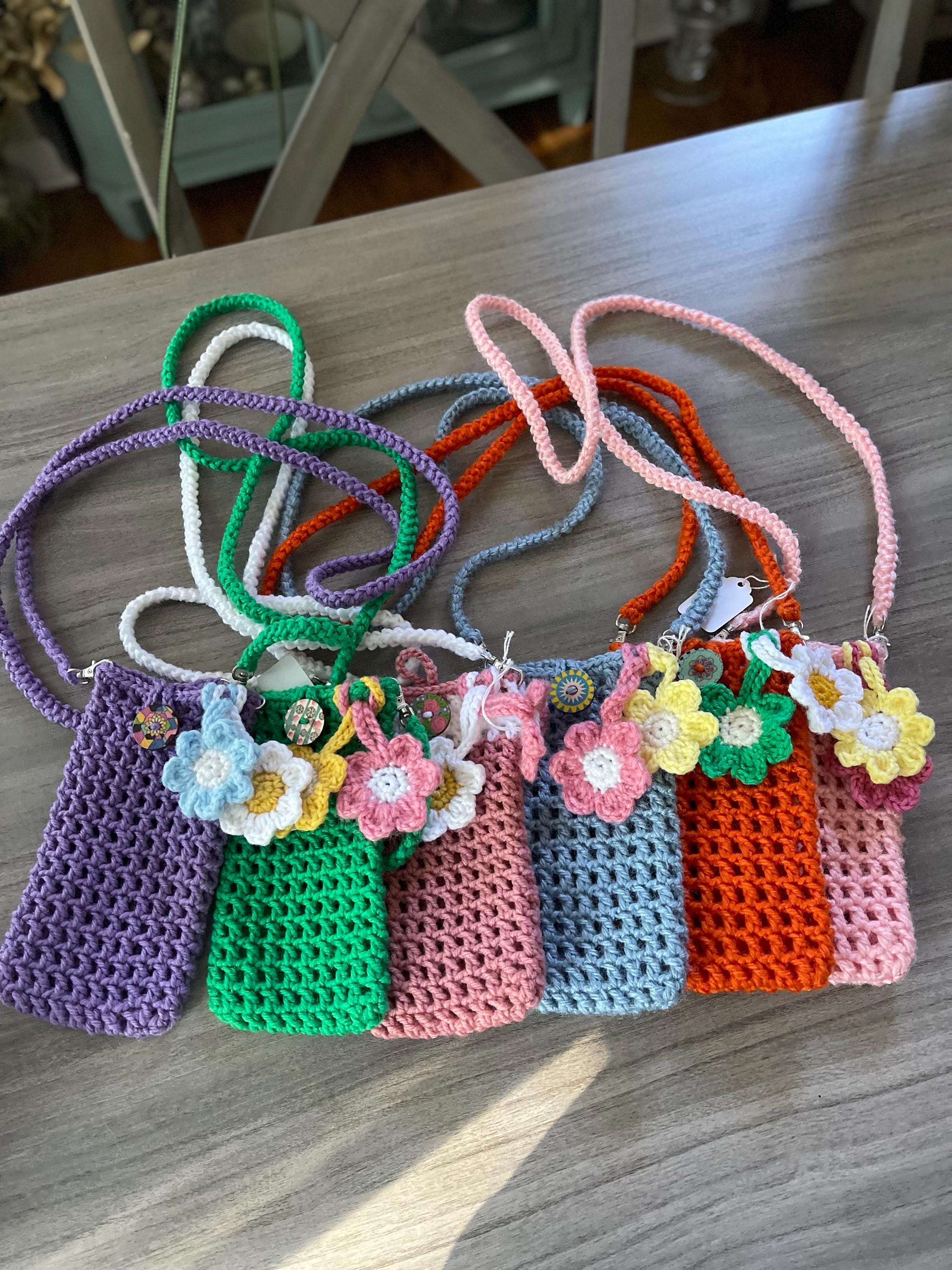 25 Crochet Shoulder Bags with Crossbody, Granny Square, and Plushie Styles 15 Crochet Phone Purse