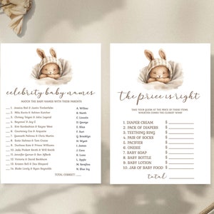 Może przedstawiać: Dwie drukowane karty do gry na baby shower z uroczą ilustracją kresk&oacute;wkowego kr&oacute;liczka. Pierwsza karta to gra "gwiazdorskie imiona dzieci", w kt&oacute;rej gracze dopasowują imiona dzieci do ich sławnych rodzic&oacute;w. Druga karta to gra "cena jest dobra", w kt&oacute;rej gracze odgadują cenę artykuł&oacute;w dla dzieci.