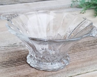 Vintage Elegant Glass Footed Bowl  - Viking Glass Pedestal Bowl - Clear Glass Paneled Scalloped Rim Candy Dish - Holiday Serving Bowl