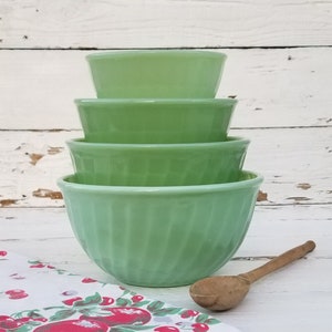 Jadeite Fire King Swirl Mixing Bowl Set - Vintage Jadeite Swirl Mixing Bowls - Green Milk Glass - Collectible Jadite - Set Of 4