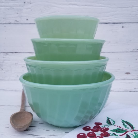 Vintage Fire King Jadeite Mixing Bowls Set Collectible 