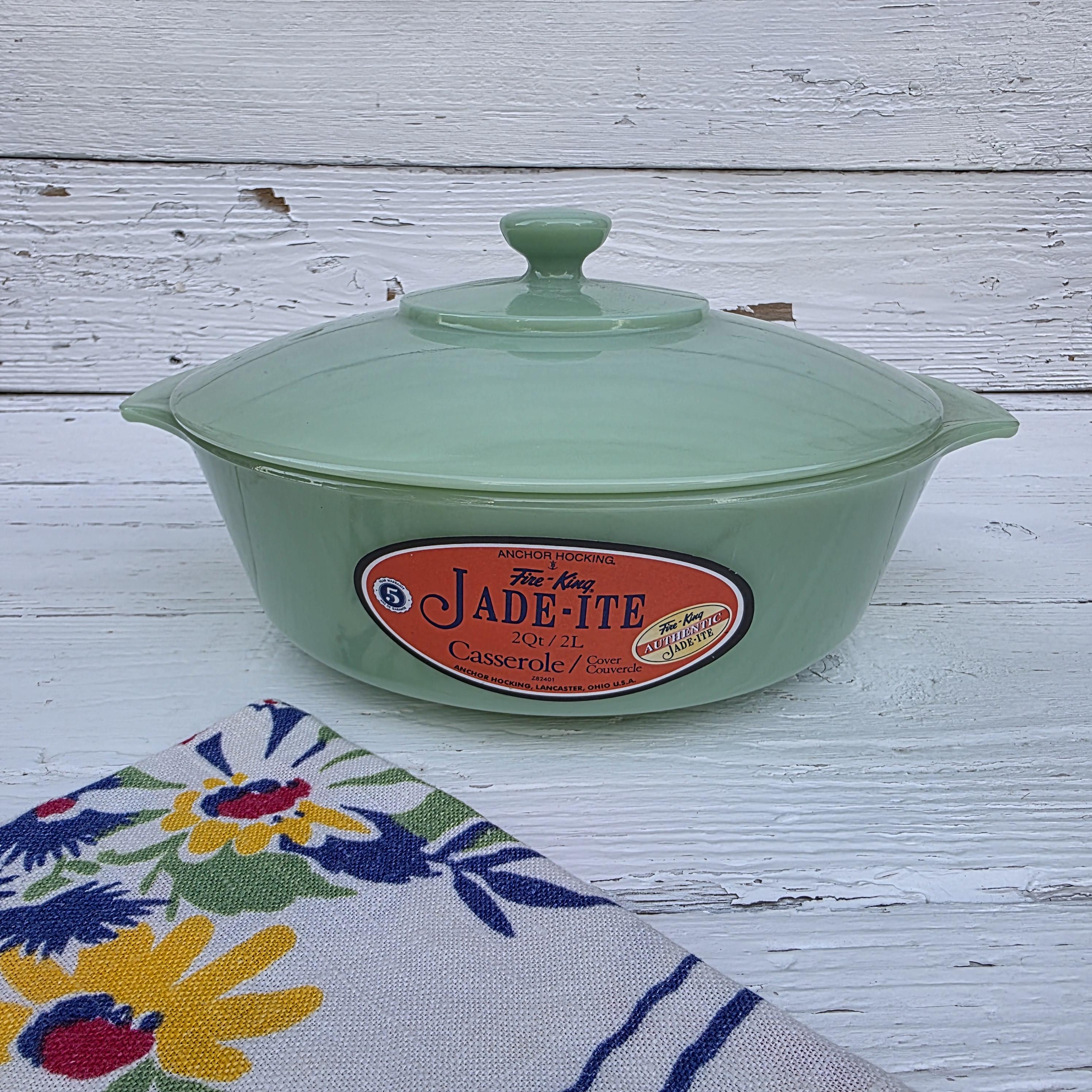 Jadeite Fire King 2000 Casserole & Lid - Vintage Anchor Hocking