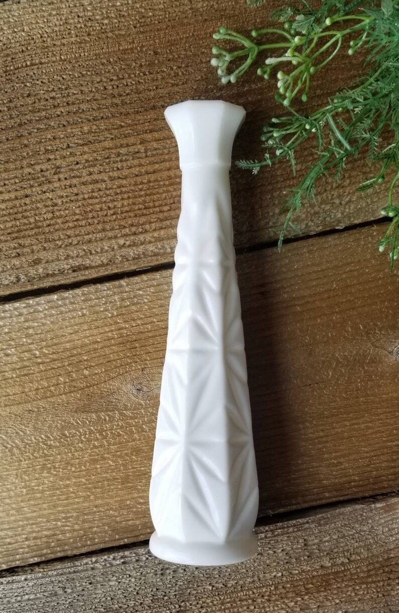 Vintage White Milk Glass Bud Vase Starburst Design Octagon Etsy
