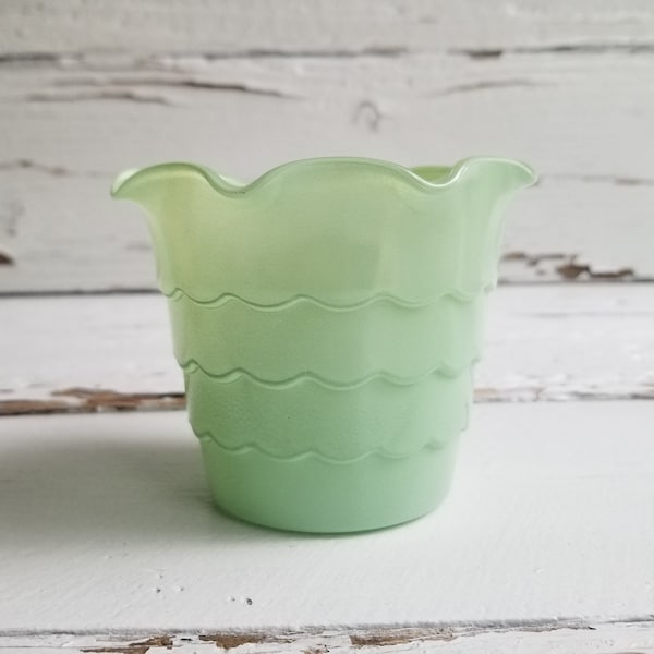 Fired on Jadeite Fire King Flower Pot - Vintage Anchor-Hocking Fired on Jadeite Ruffled Edge Flower Pot - Jadite Green Plant Pot