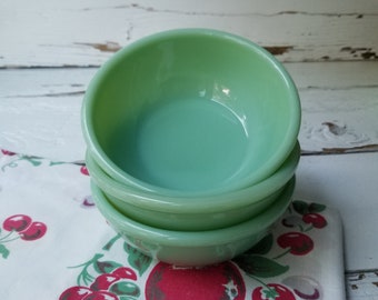 D GREEN ✴︎Mega Rare✴︎ 南部 哀愁 極上皿 Jadeite Fire King Restaurant Ware G300 Beaded Rim Bowl - 15