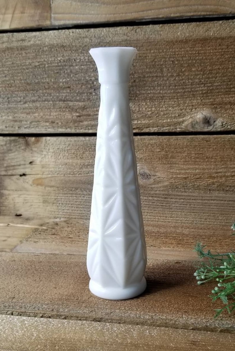 Vintage White Milk Glass Bud Vase Starburst Design Octagon Etsy