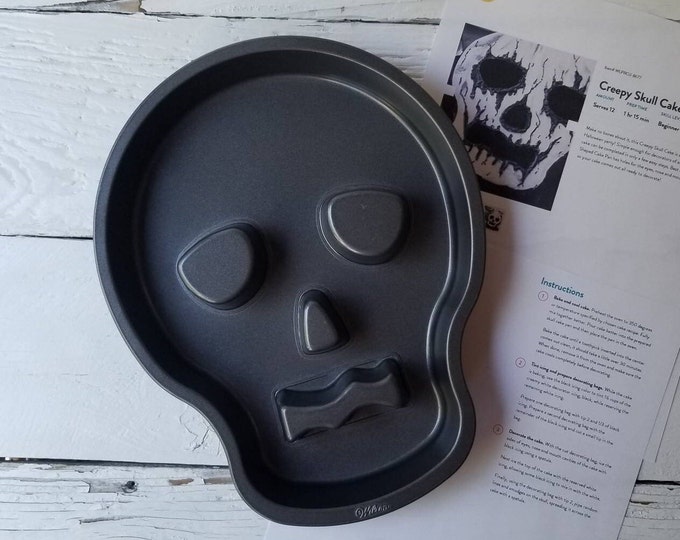 Wilton Skull Cake Pan Model 21057792 Nonstick Baking Craft Pan