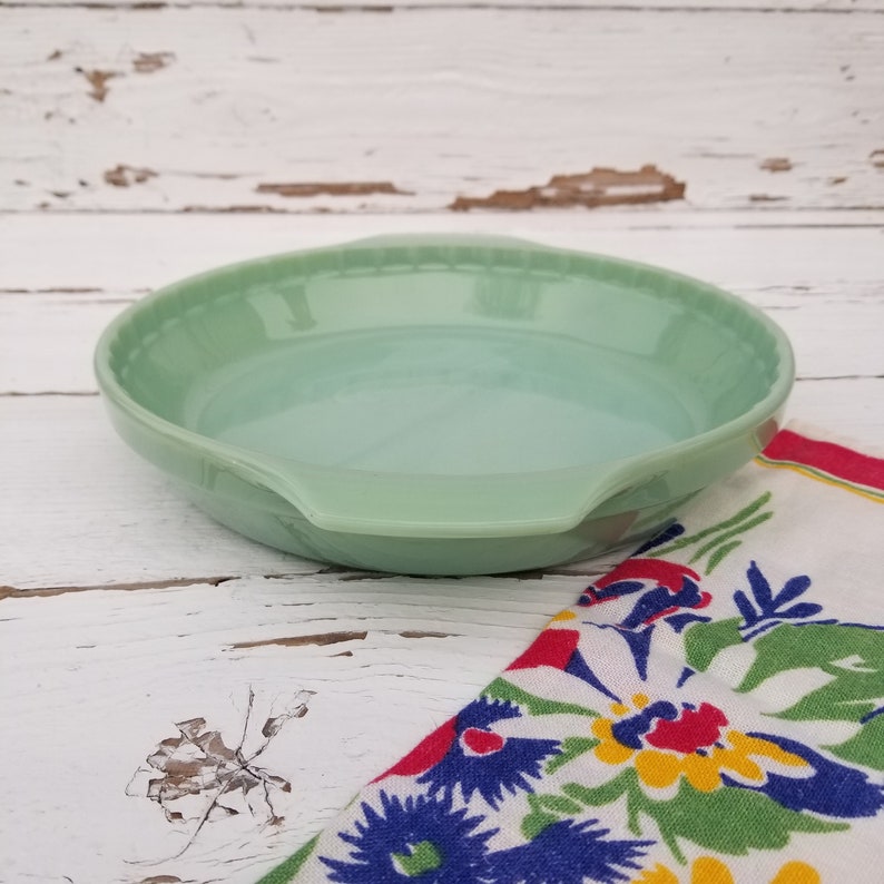 Jadeite Fire King 2000 Pie Plate Vintage Anchor Hocking JADE-ITE Pie Baking Dish Jadite Baking Serving Dish NEW Original Labels image 9