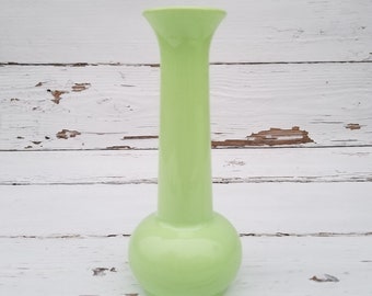 Jadeite Green Plastic Vase - Green Florist Vase - Jadite Color Lightweight Plastic Vase - Mint Green Vase
