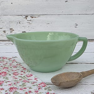 Jadeite Fire King Batter Mixing Bowl - Vintage Jadeite Mixing Bowl - Green Milk Glass - Collectible Jadite - Jadeite Batter Bowl