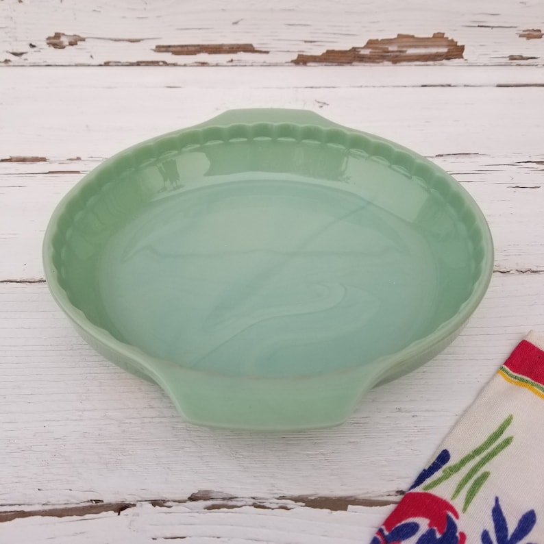 Jadeite Fire King 2000 Pie Plate Vintage Anchor Hocking JADE-ITE Pie Baking Dish Jadite Baking Serving Dish NEW Original Labels image 6