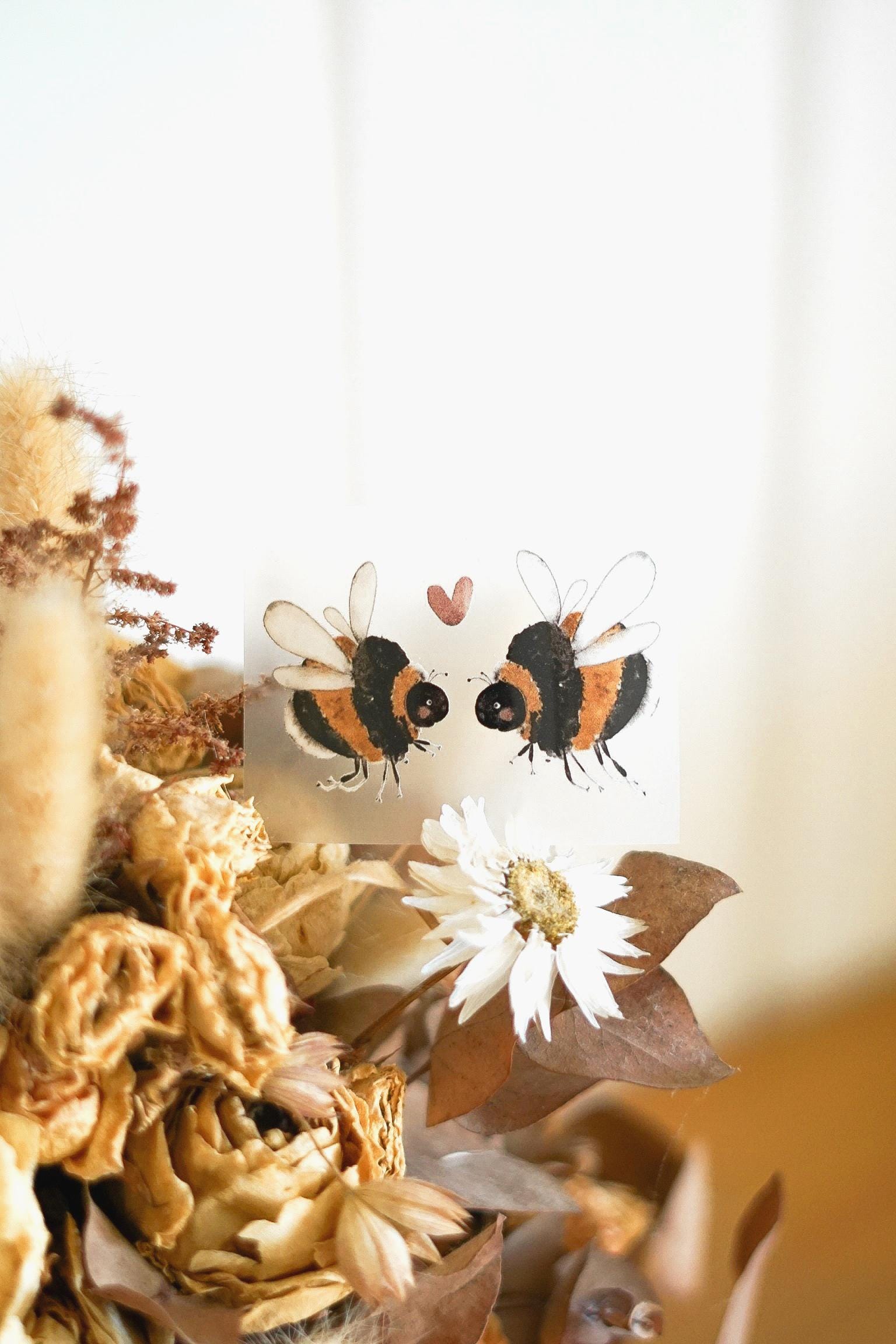 Iron-on patch cute bumblebees bees love to iron on DIY iron-on patch