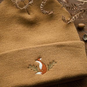 Mütze mit Fuchs Stickerei