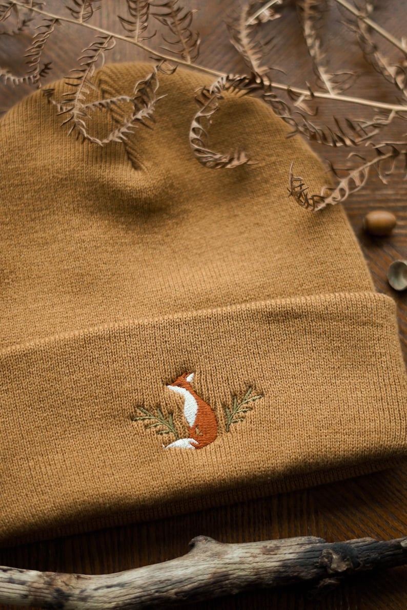 Mütze mit Fuchs Stickerei
