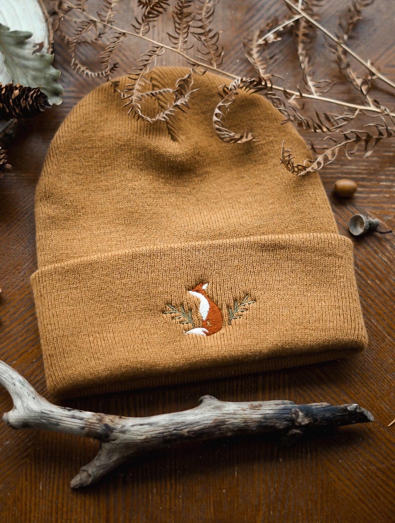Mütze mit Fuchs Stickerei