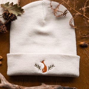 Mütze mit Fuchs Stickerei